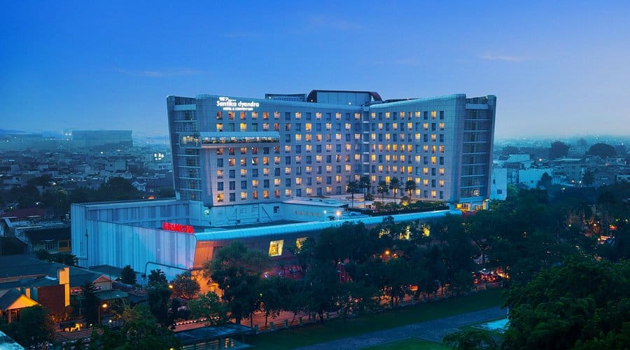 Hotel Santika Premiere Dyandra Hotel & Convention